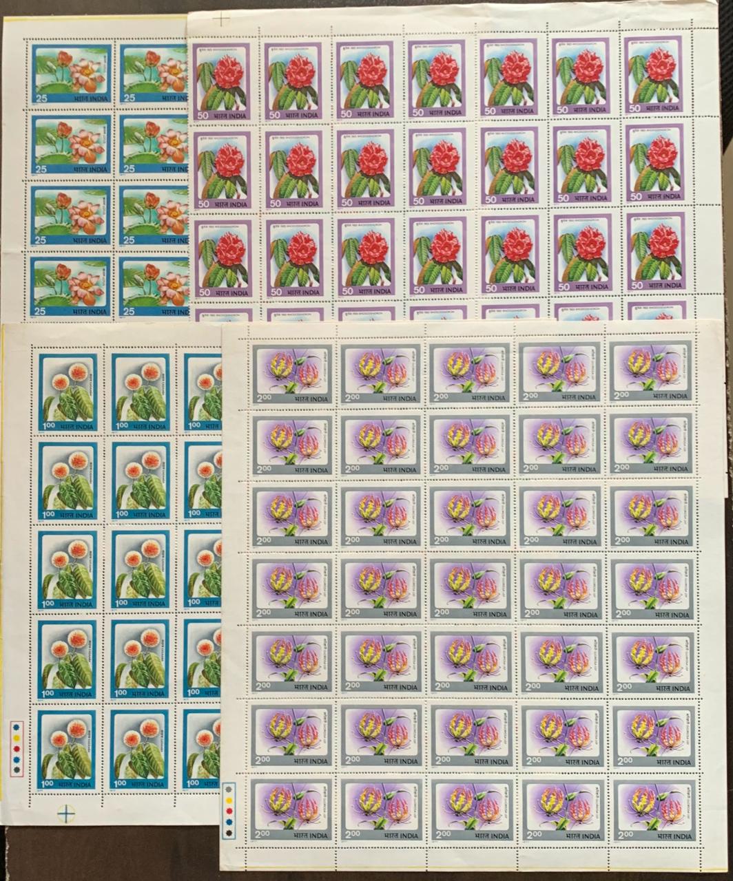 India 1977 Indian Flowers Setenant Full Sheet