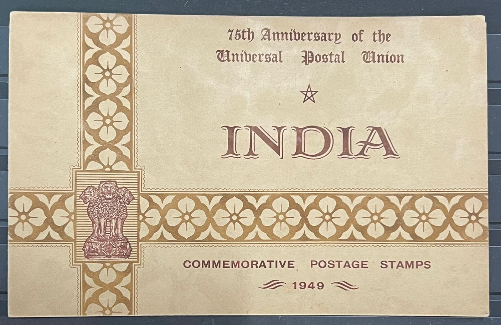 India 1949 UPU MNH Set in VIP Folder Very Rare.. Cat Value of Mint Set is 4000/- This is VIP Folder!